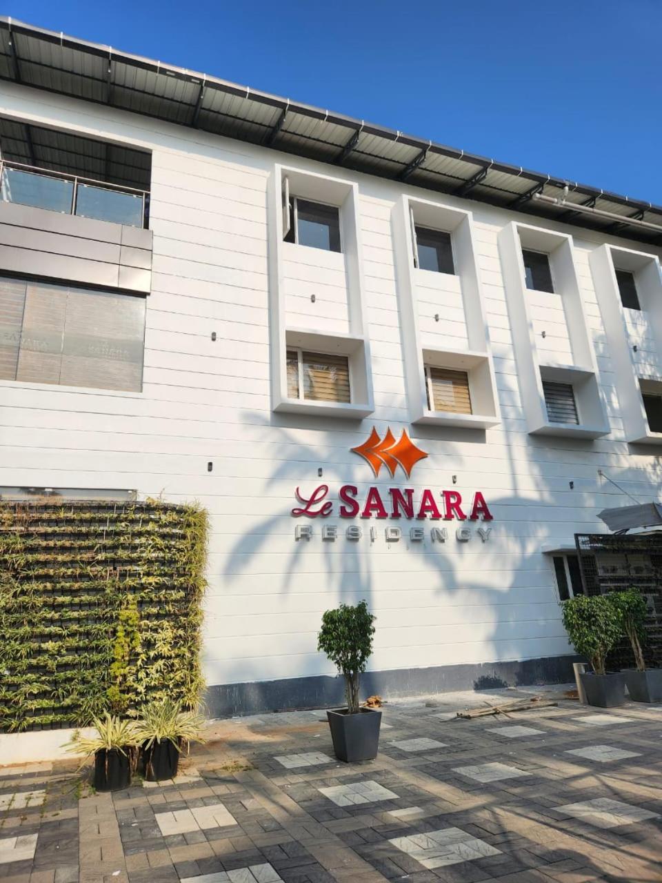 Hotel Le Sanara Residency à Thanniyam Extérieur photo